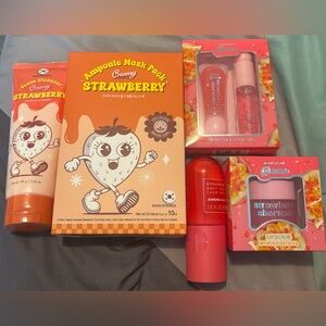 Strawberry Skincare Set